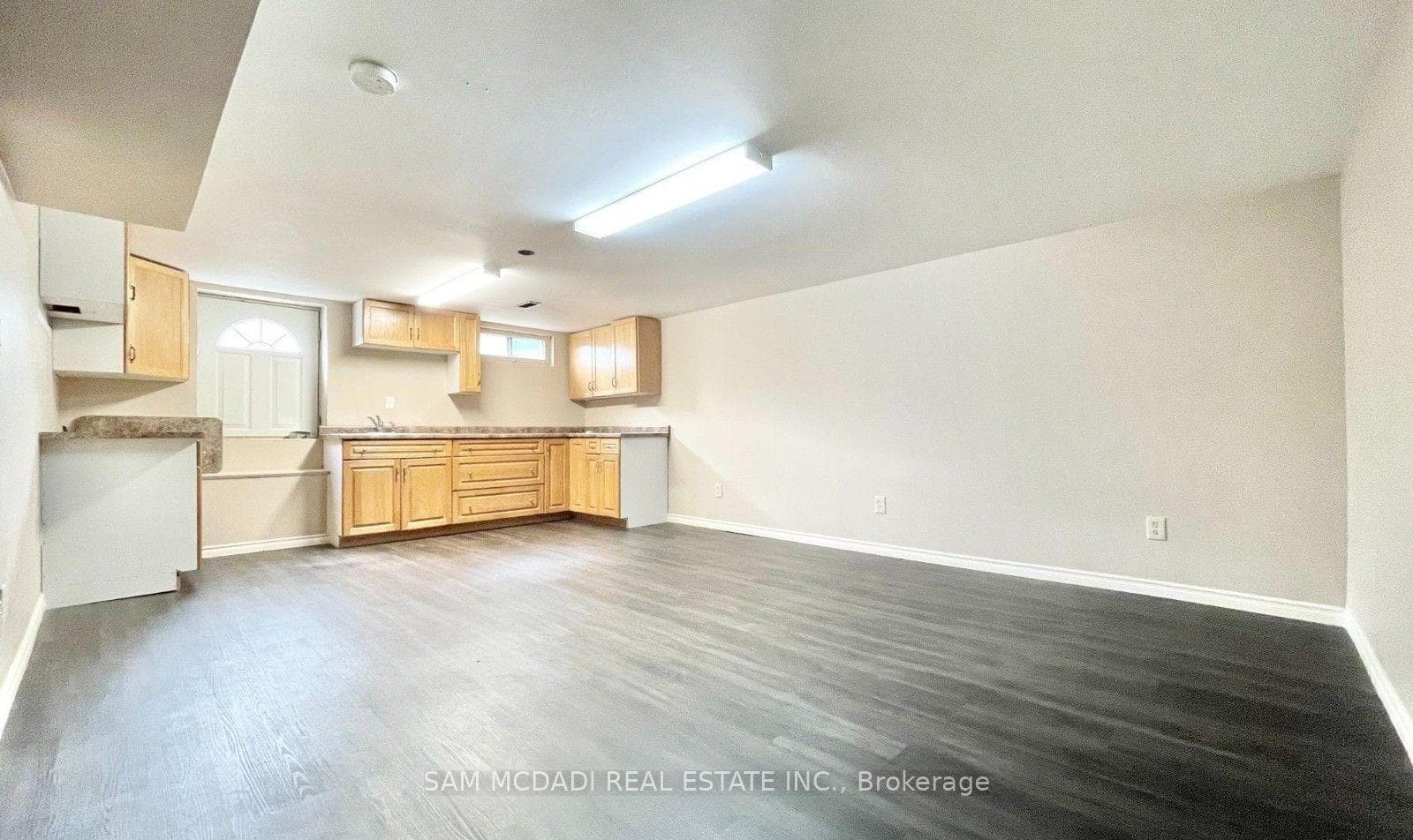 257 Thorncrest Drive photo 17