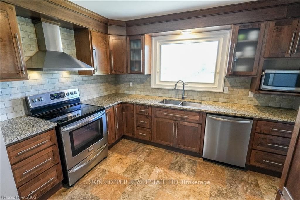 103 MAPLE GROVE Lane photo 20