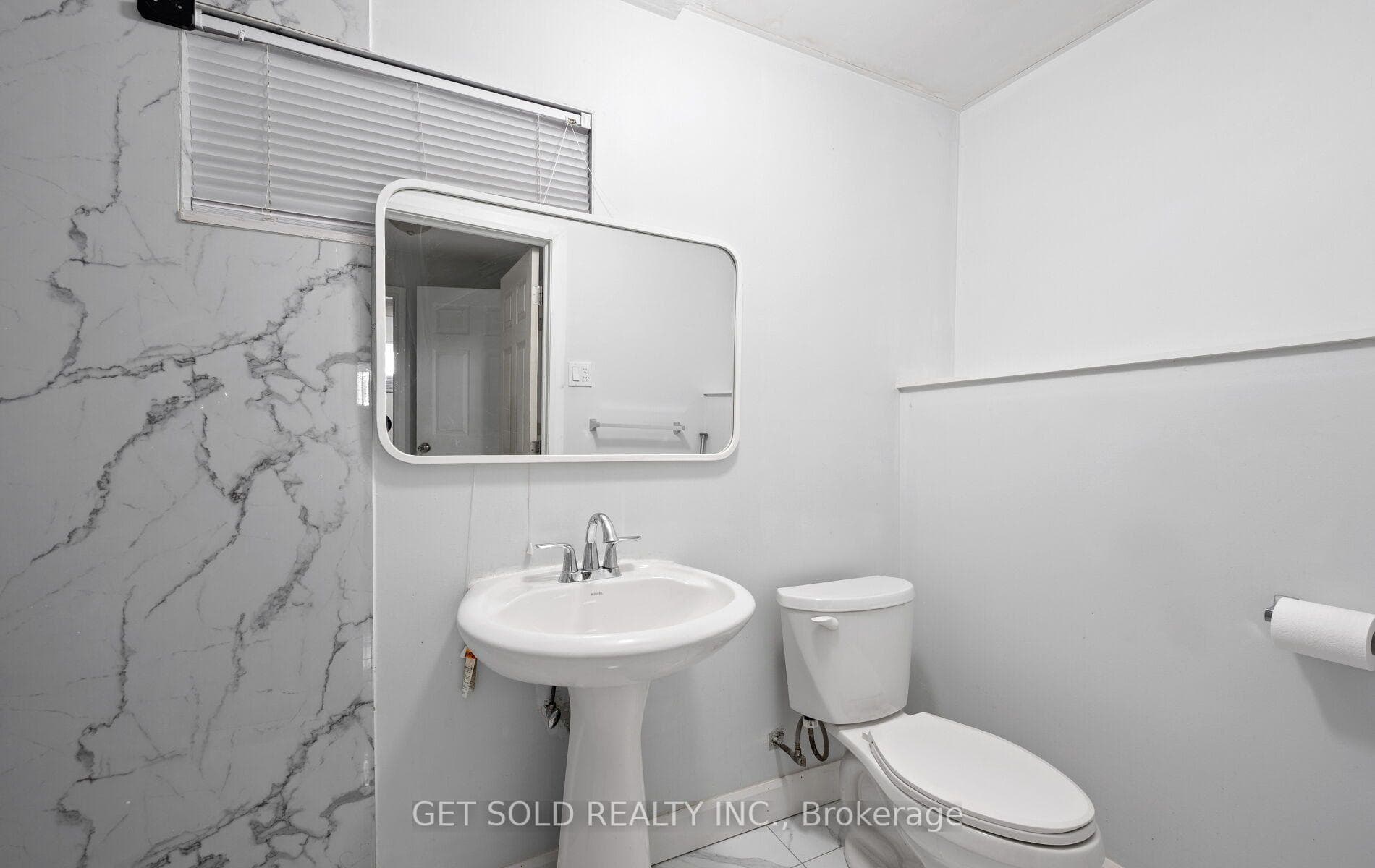 basement washroom