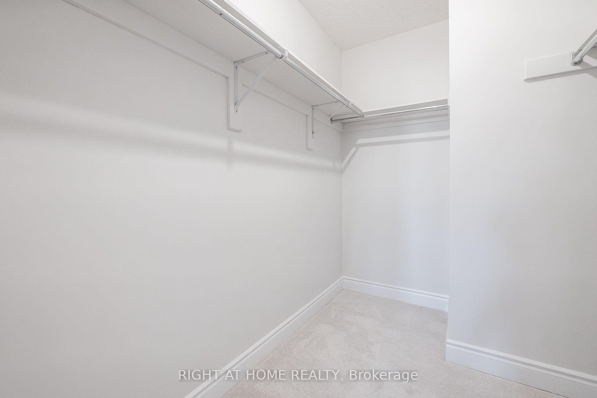 346 Creek Path Avenue photo 28