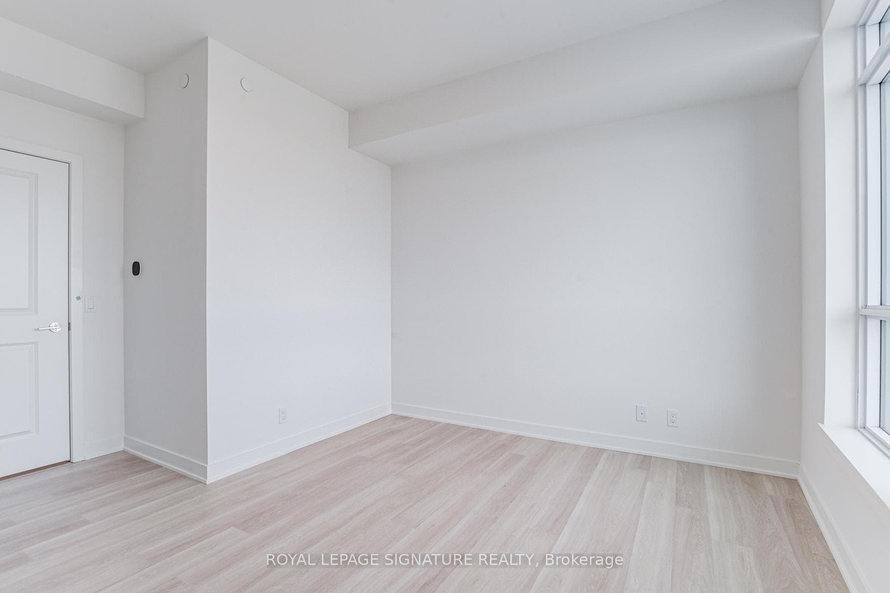 30 Upper Mall Way N/A Unit 3107 photo 21