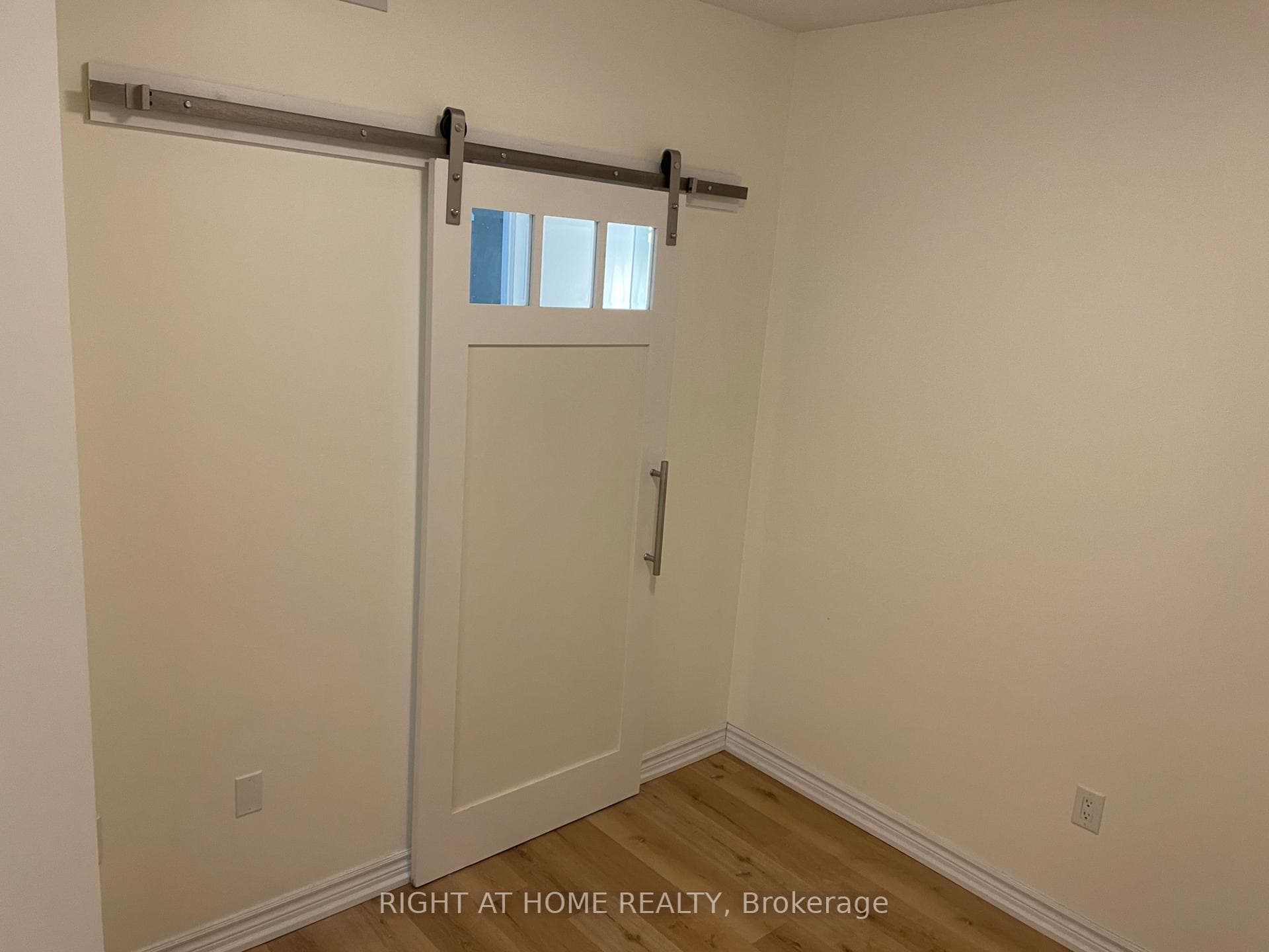 38 Dan Leckie Way Unit 2610 photo 20