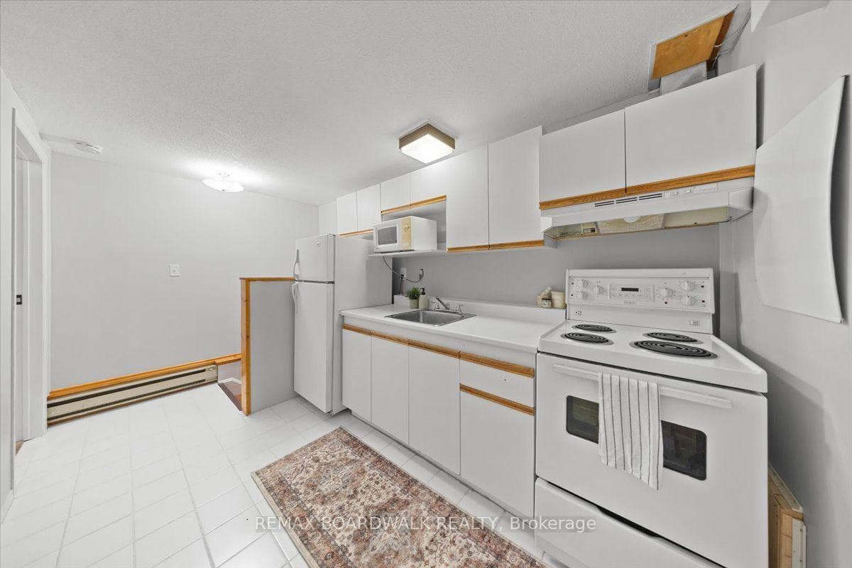 1219 Notting Hill Avenue photo 24