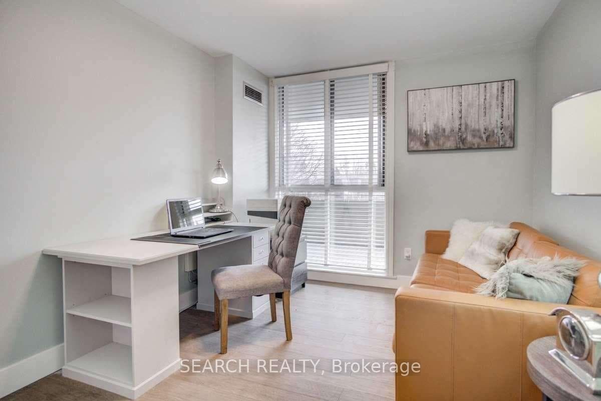 1320 Mississauga Valley Boulevard Unit 206 photo 13