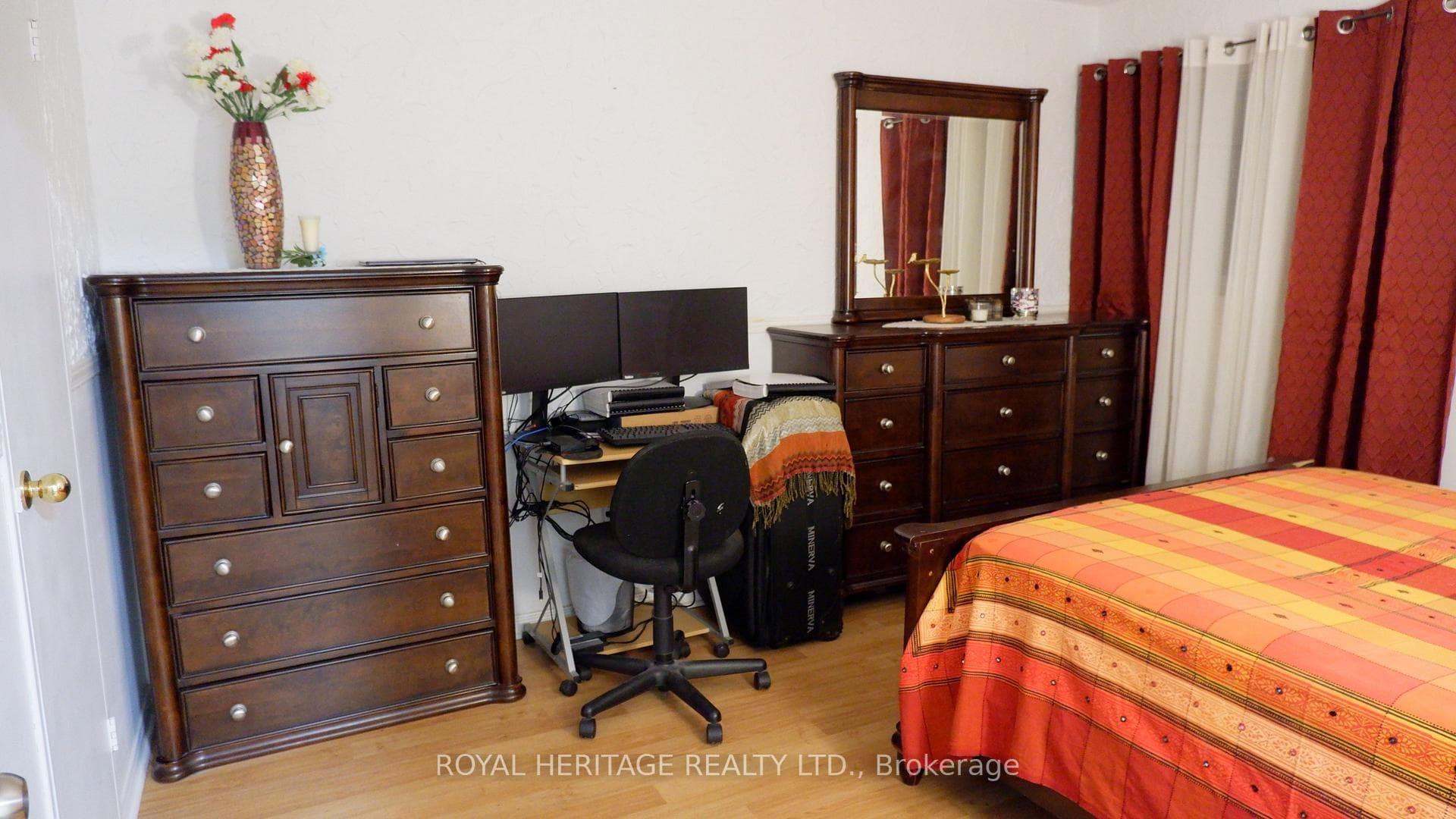 50 Golf Club Road Unit 137 photo 14