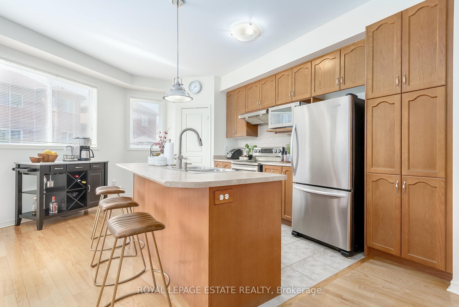 24 Curran Hall Crescent photo 7