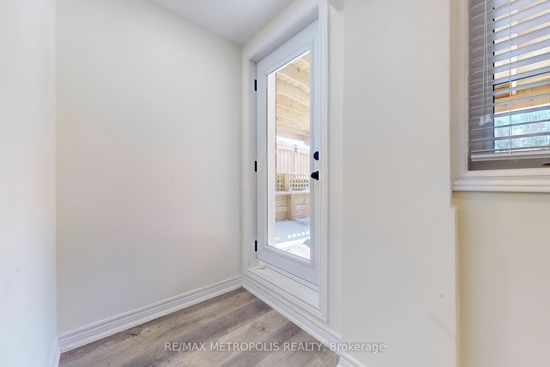 124 Greenwood Road Unit BSMT photo 25