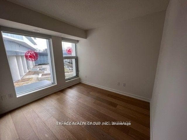 113 Mcmahon Drive Unit Th05 photo 26