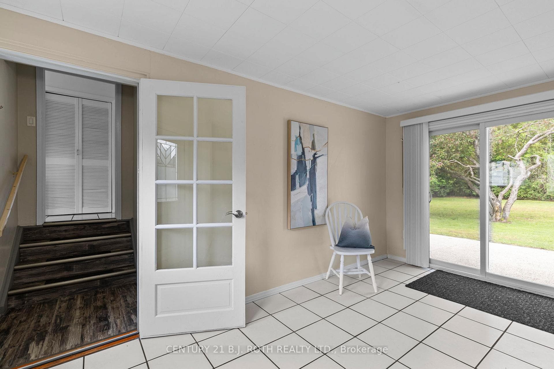 separate entrance to basement
