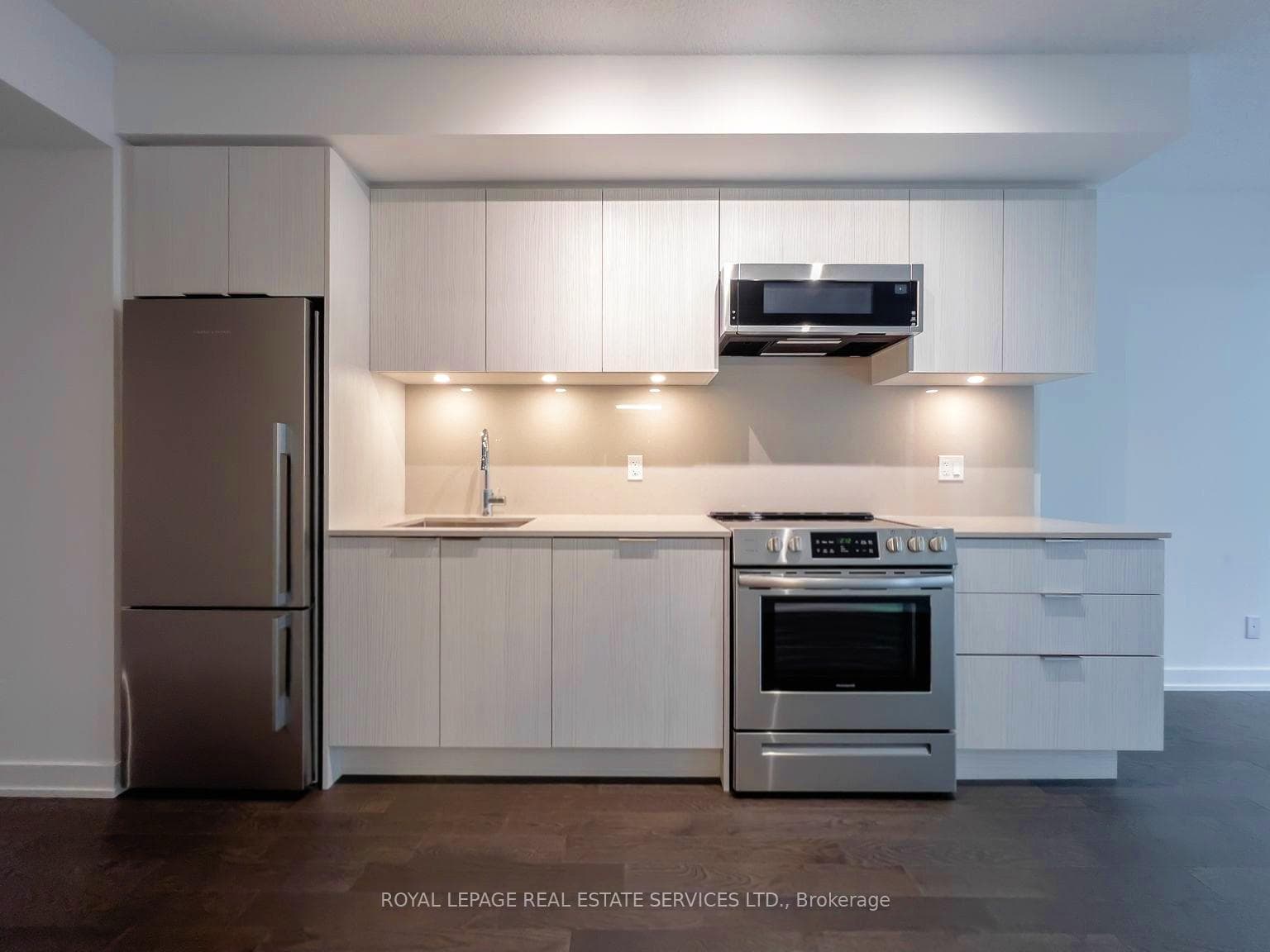 25 Richmond Street Unit 604 photo 5