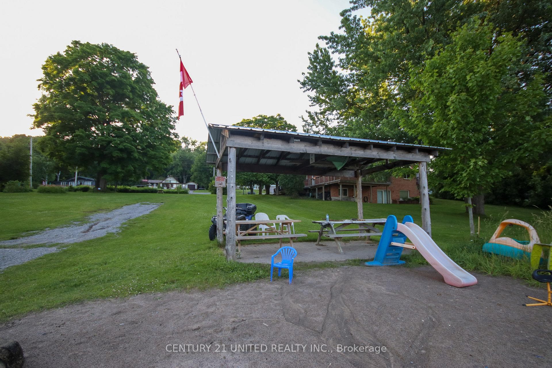 165 Shanagarry Drive photo 38