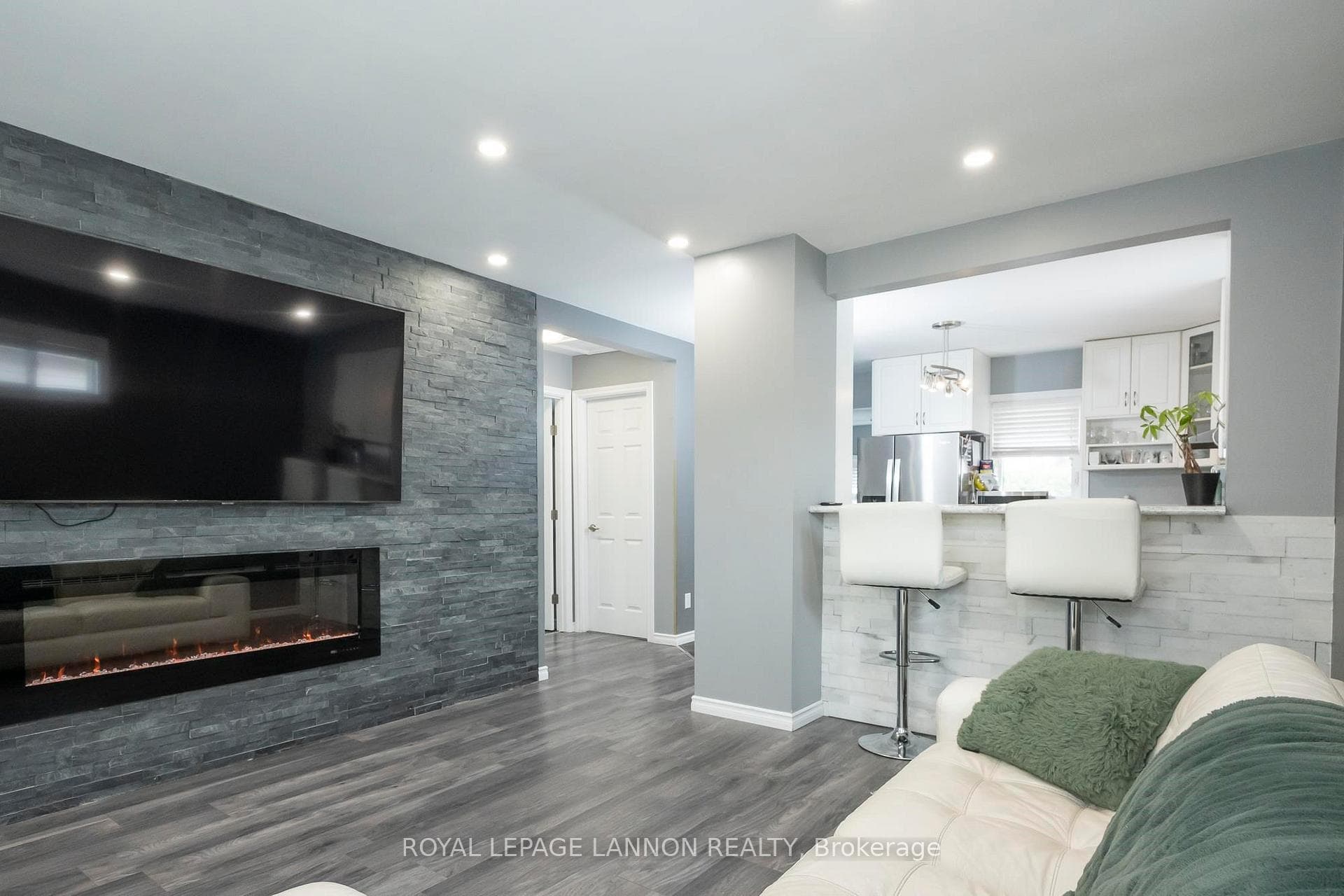 96 Albany Street photo 11