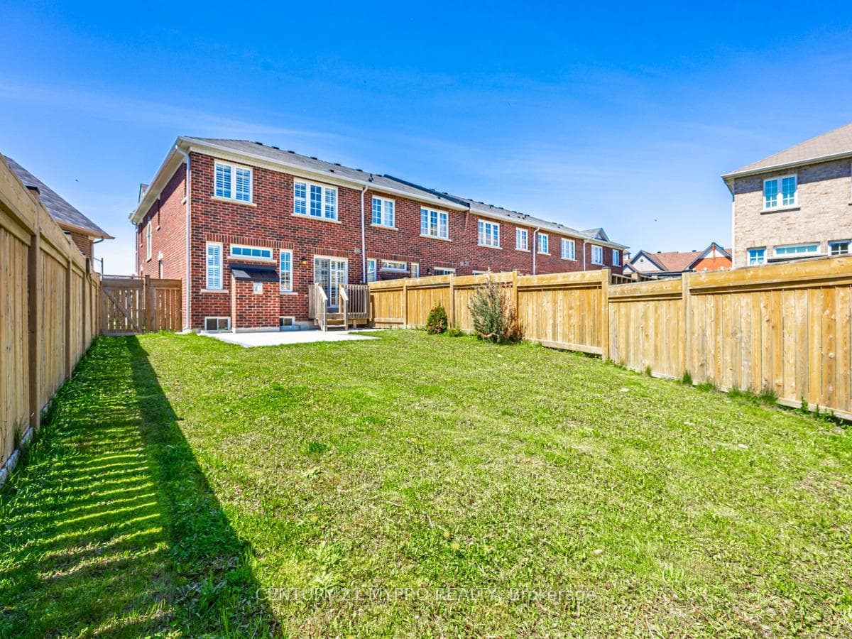 108 Whitefoot Crescent photo 31