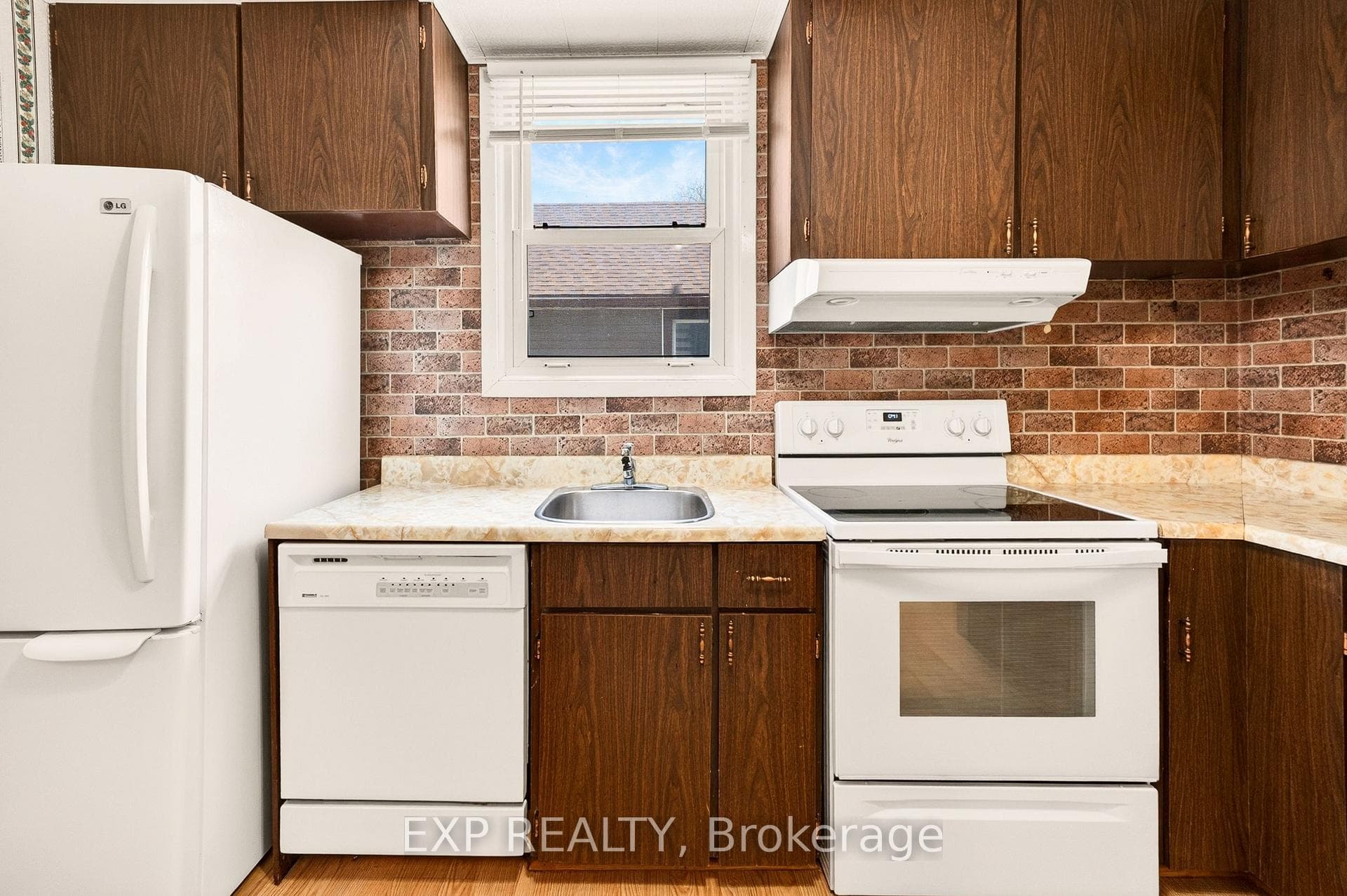 6441 Monroe Street photo 12