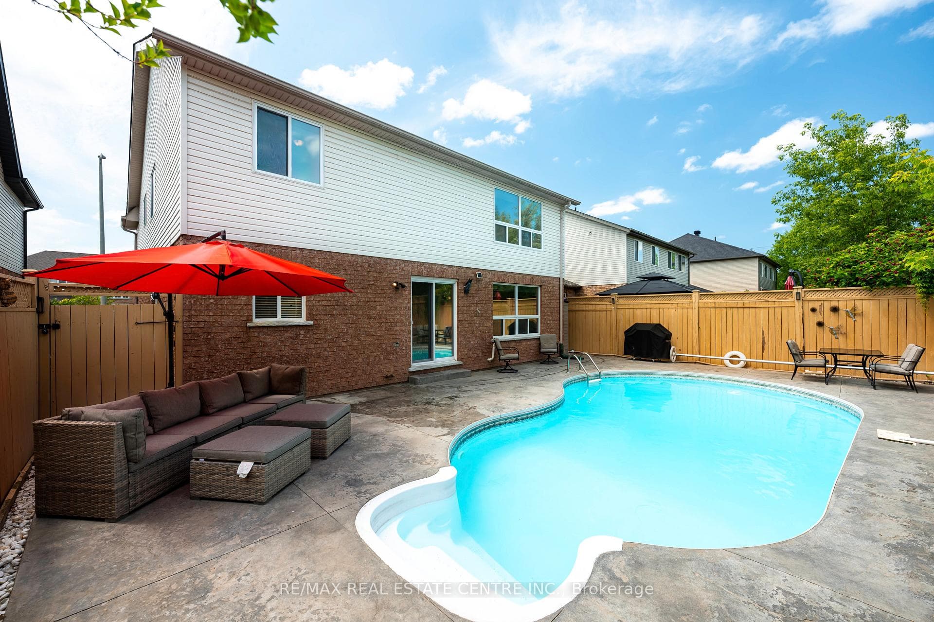 23 Clarke Avenue photo 38