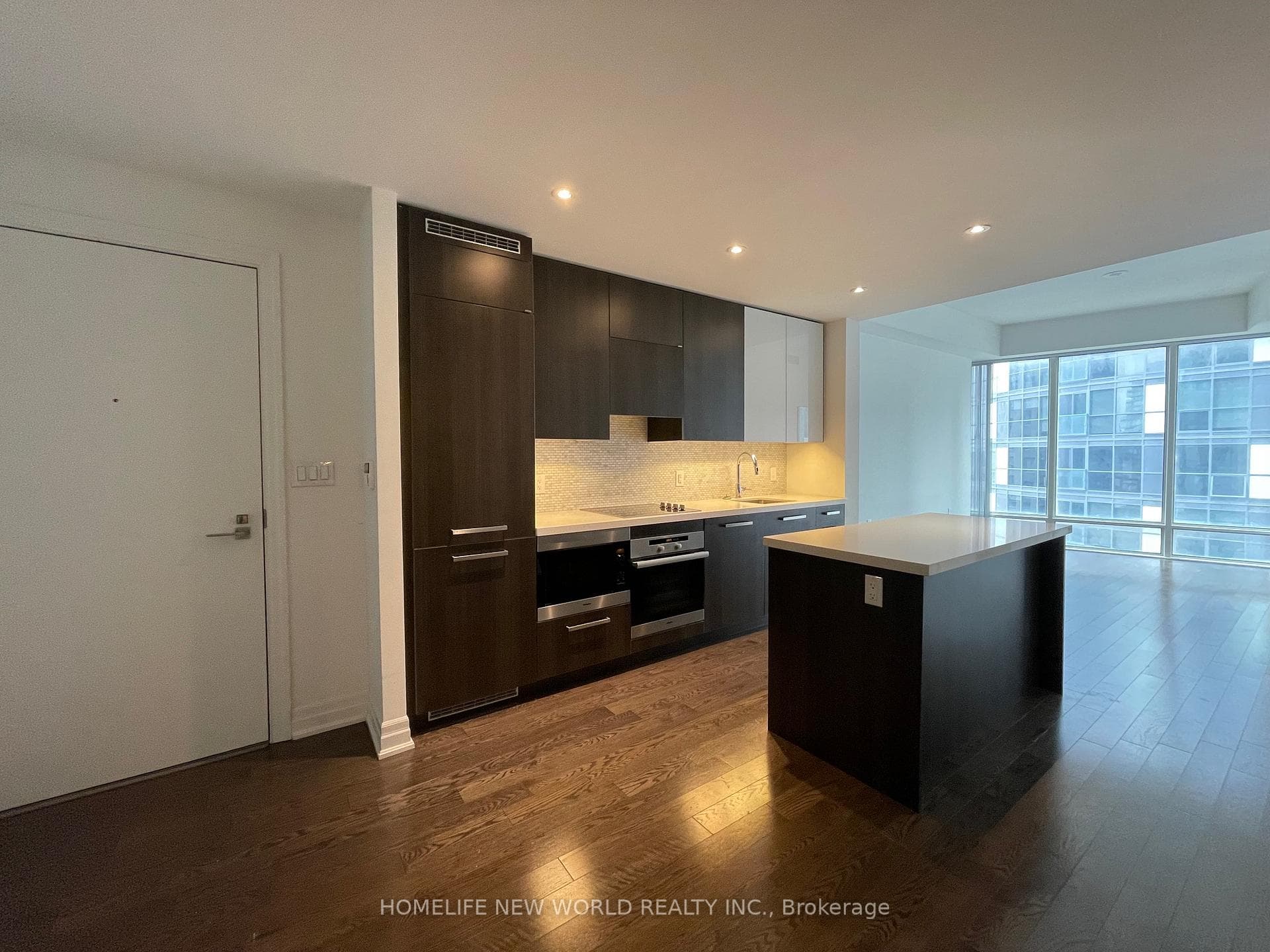 8 The Esplanade N/A Unit 1210 photo 4