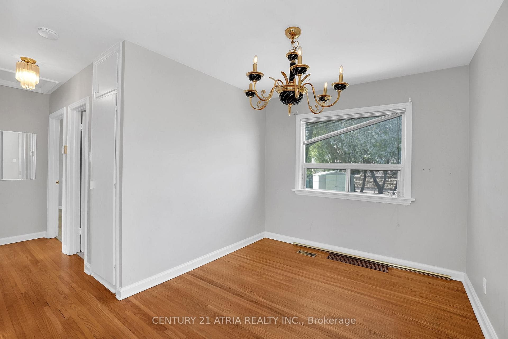 2 Lanbrooke Avenue photo 10