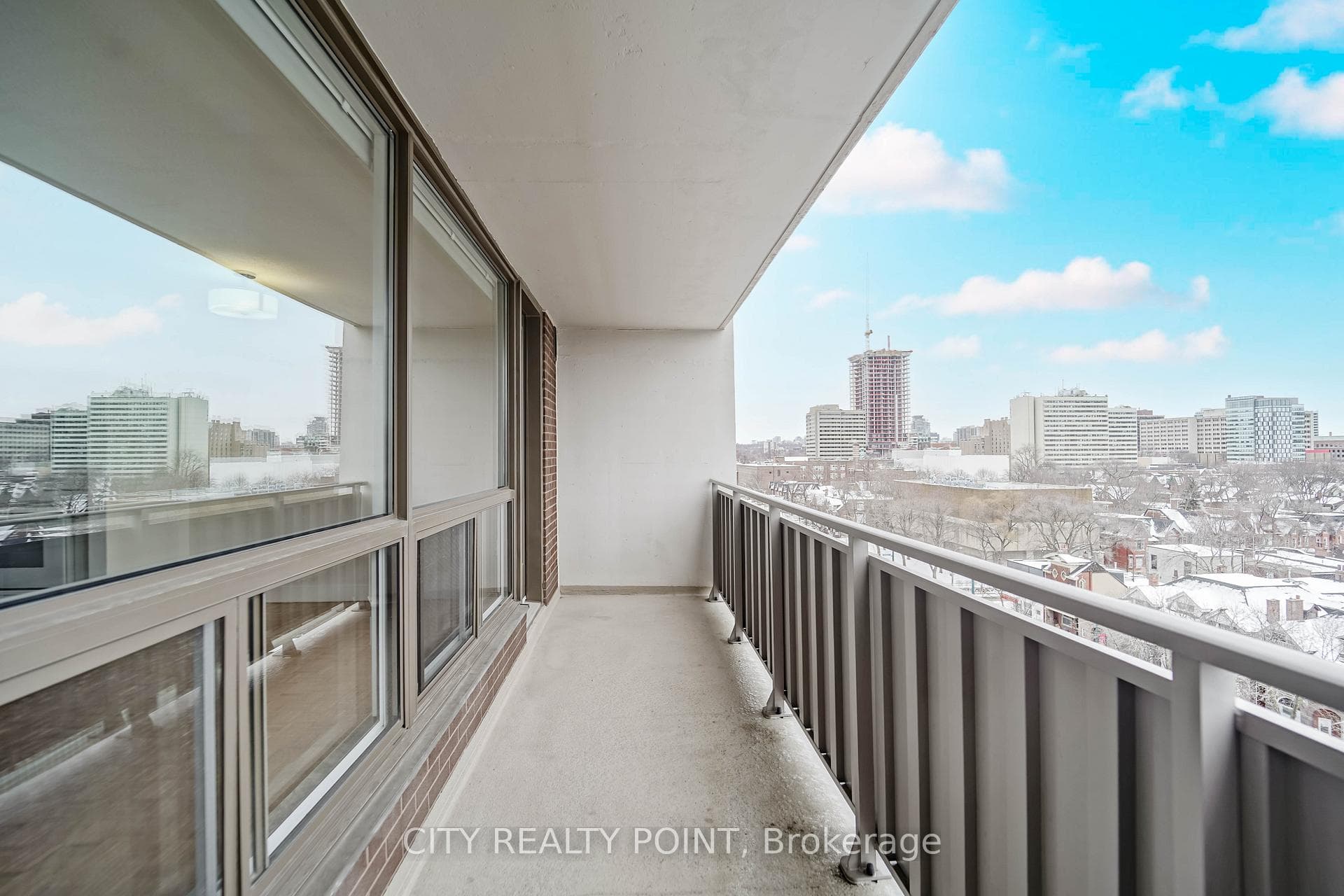 666 Spadina Avenue Unit 1101 photo 2
