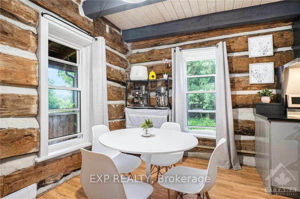 806 RICHARDSON Road photo 9