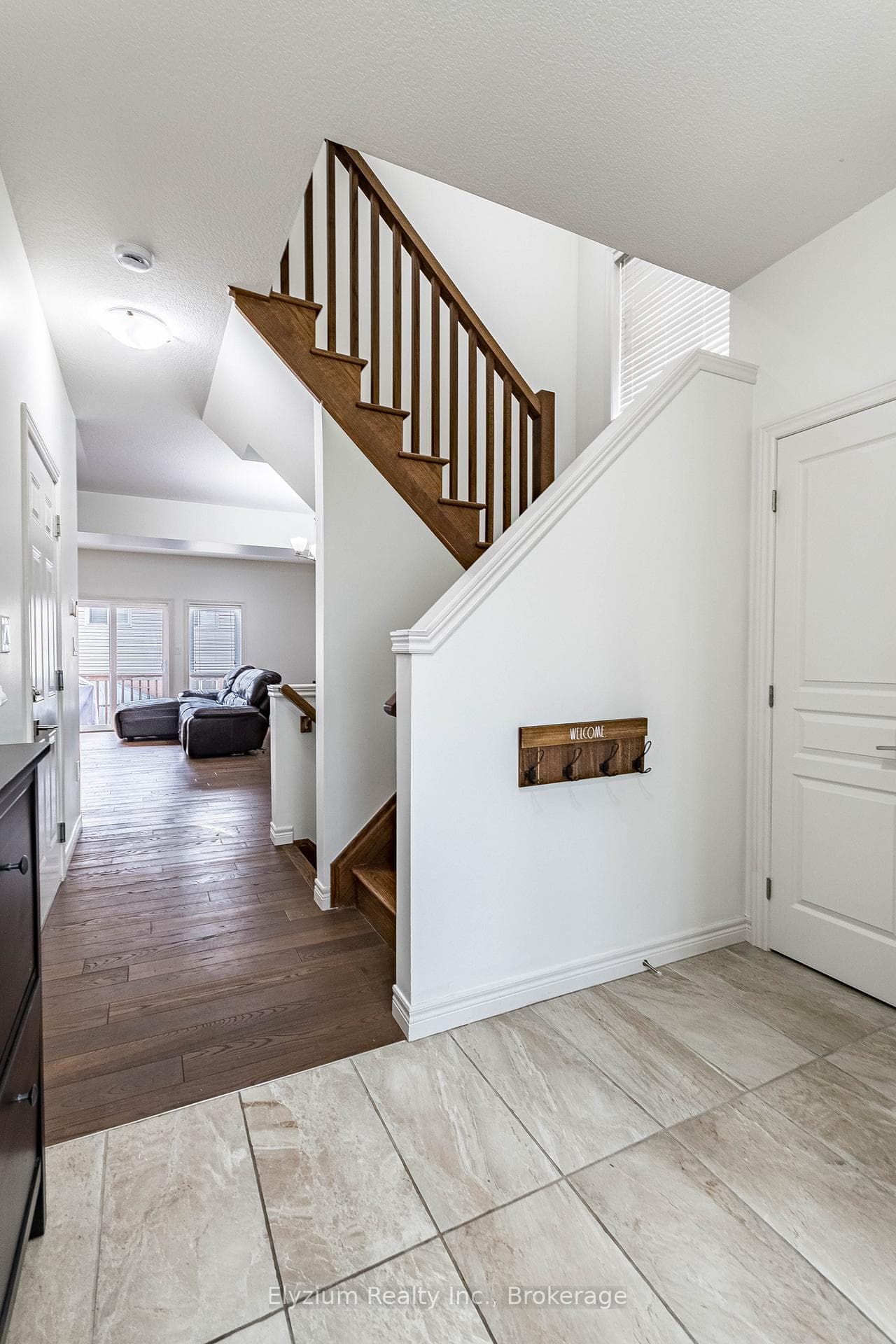 6 Ambrose Avenue photo 7