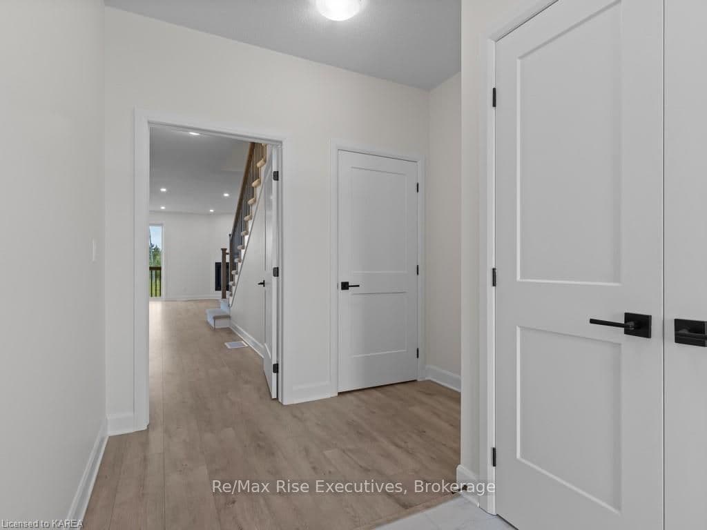 1832 CINDERHILL Street photo 3