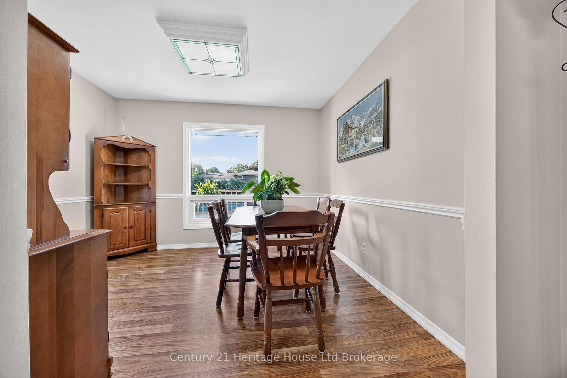 54 Glendale Drive photo 8