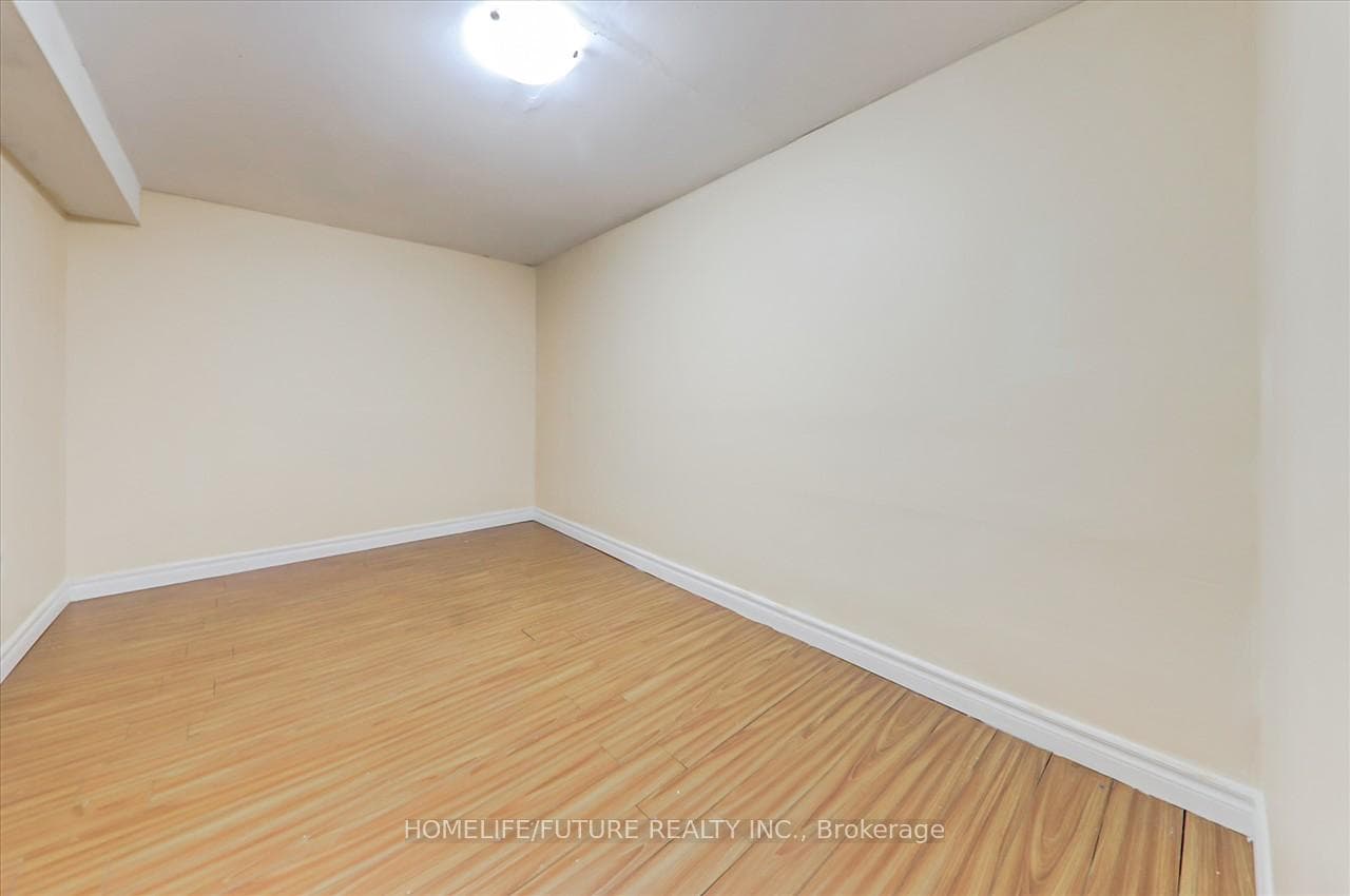 3 Burkwood Crescent photo 21