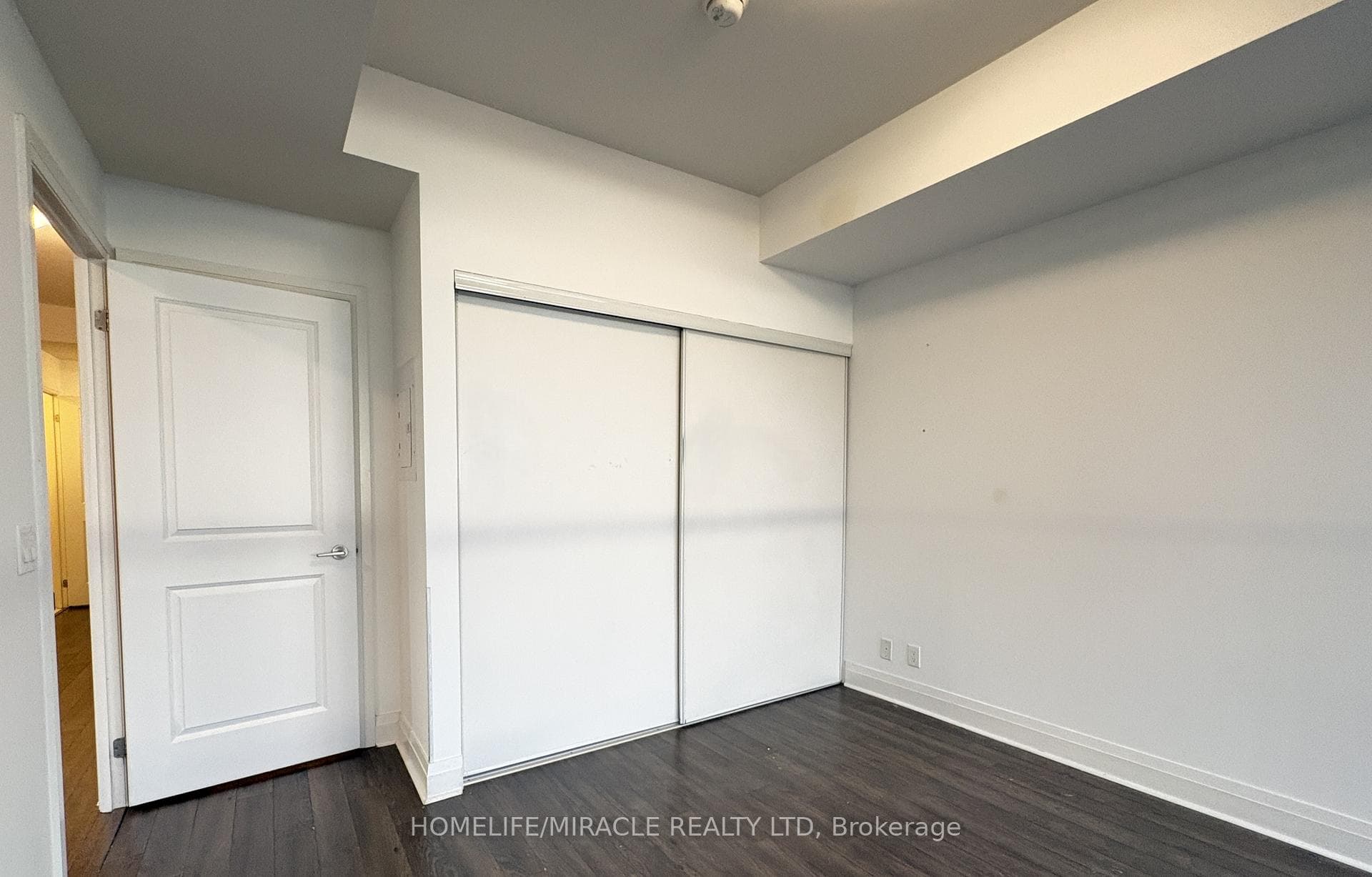 17 Zorra Street Unit 1707 photo 13