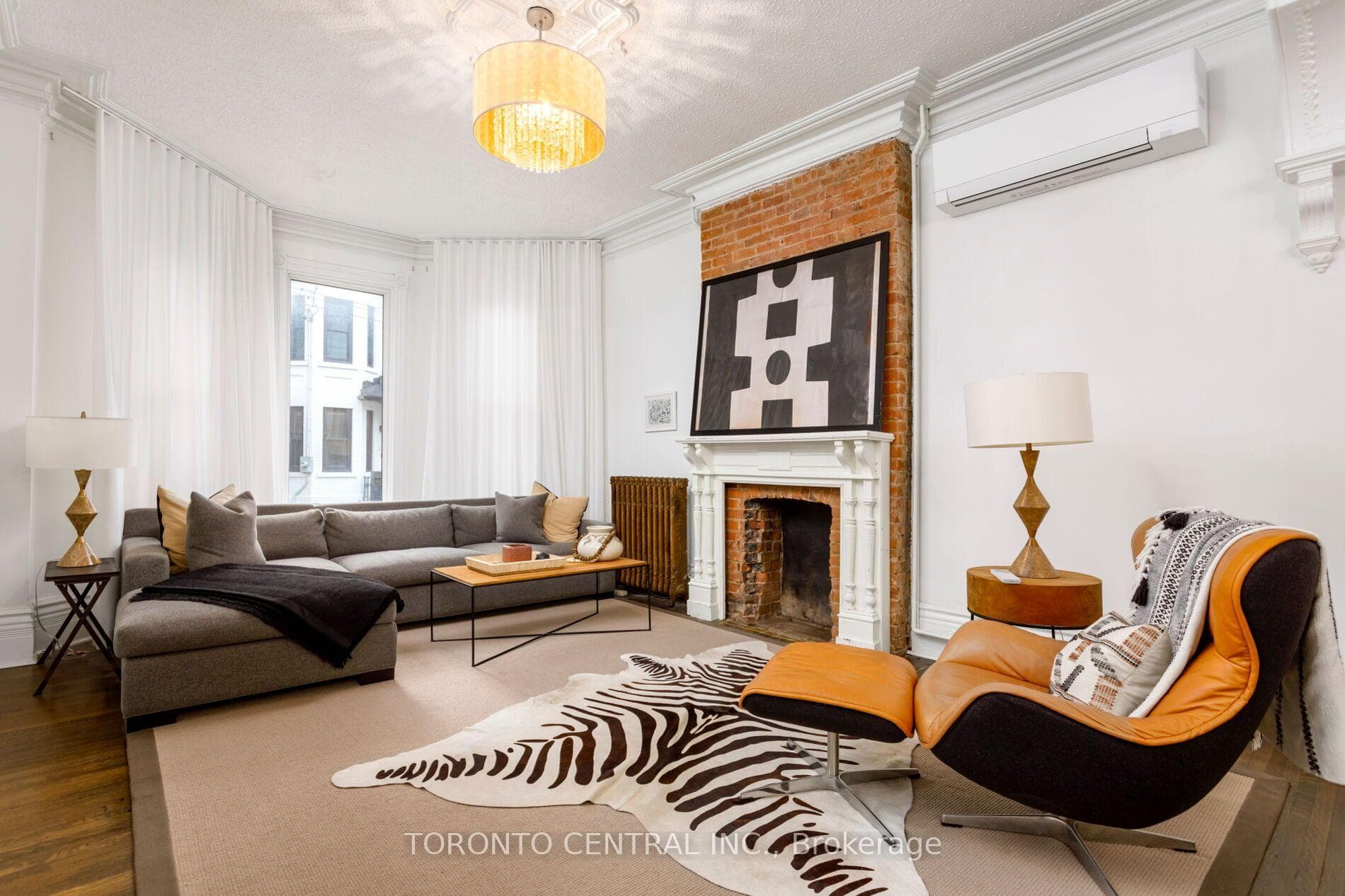 24 Manning Avenue photo 4