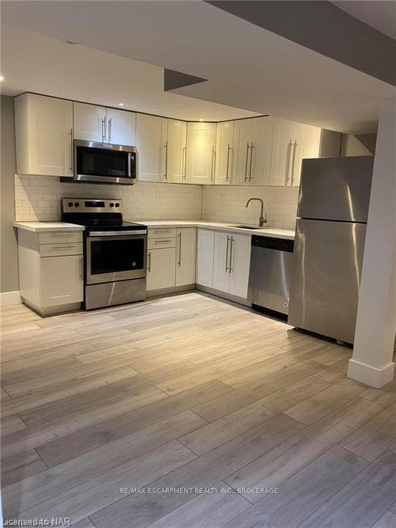 17 MELLENBY Street Unit LOWER photo 5