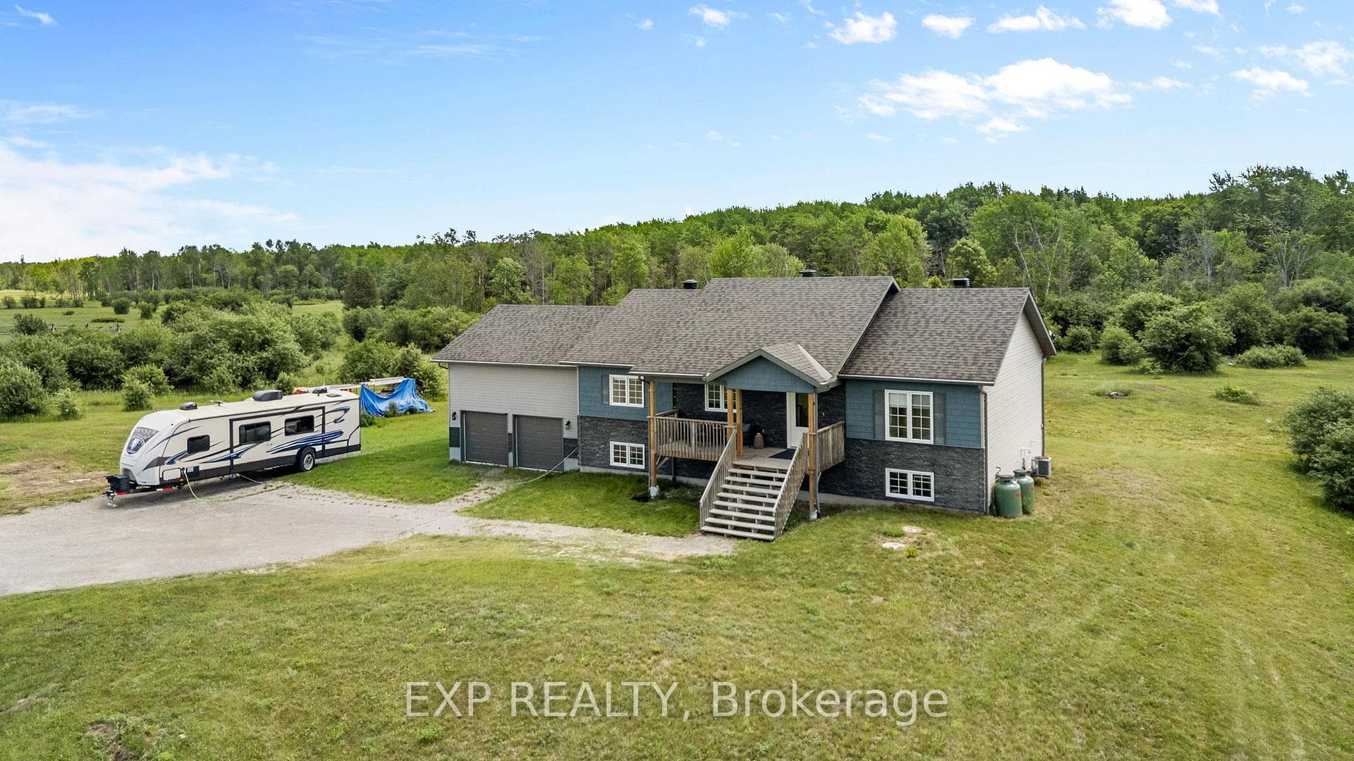 4153 Roger Stevens Drive photo 4
