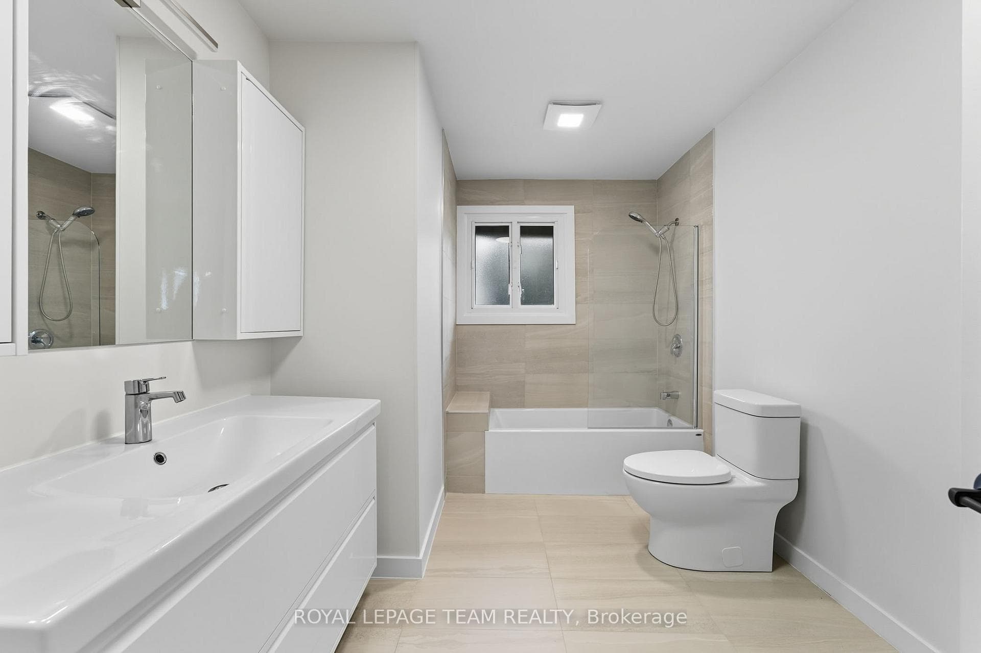 1856 Playfair Drive photo 32