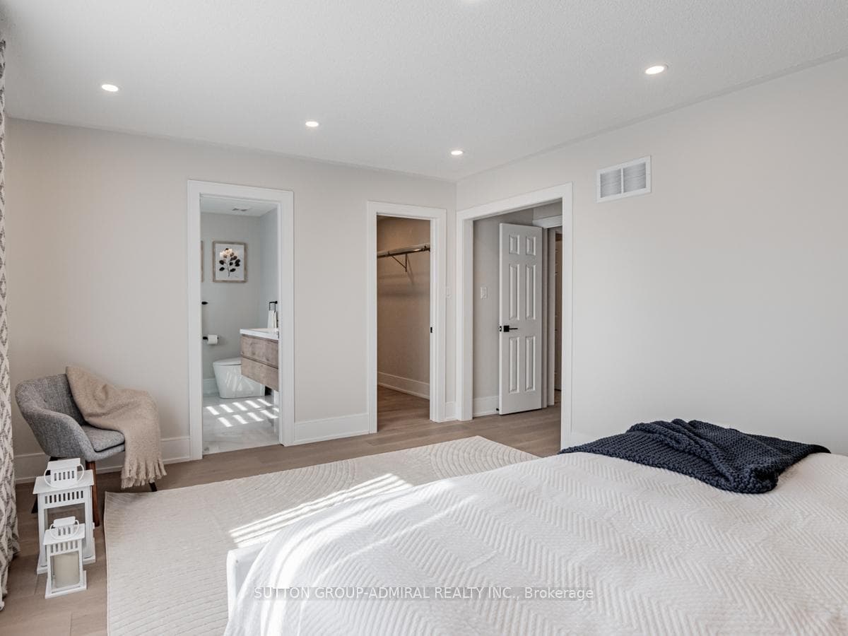 109 Barli Crescent photo 17