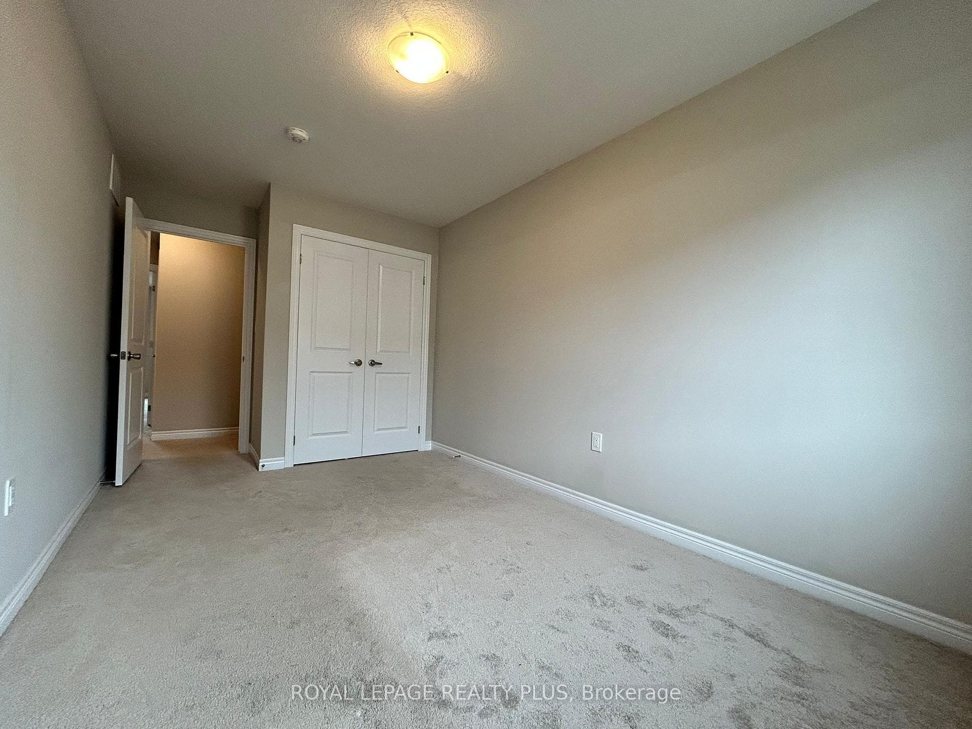 30 Mia Drive Unit 10 photo 12