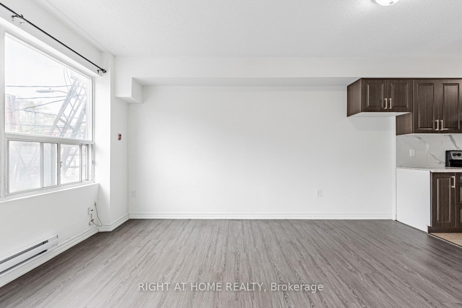 223 Jameson Avenue Unit 202 photo 3