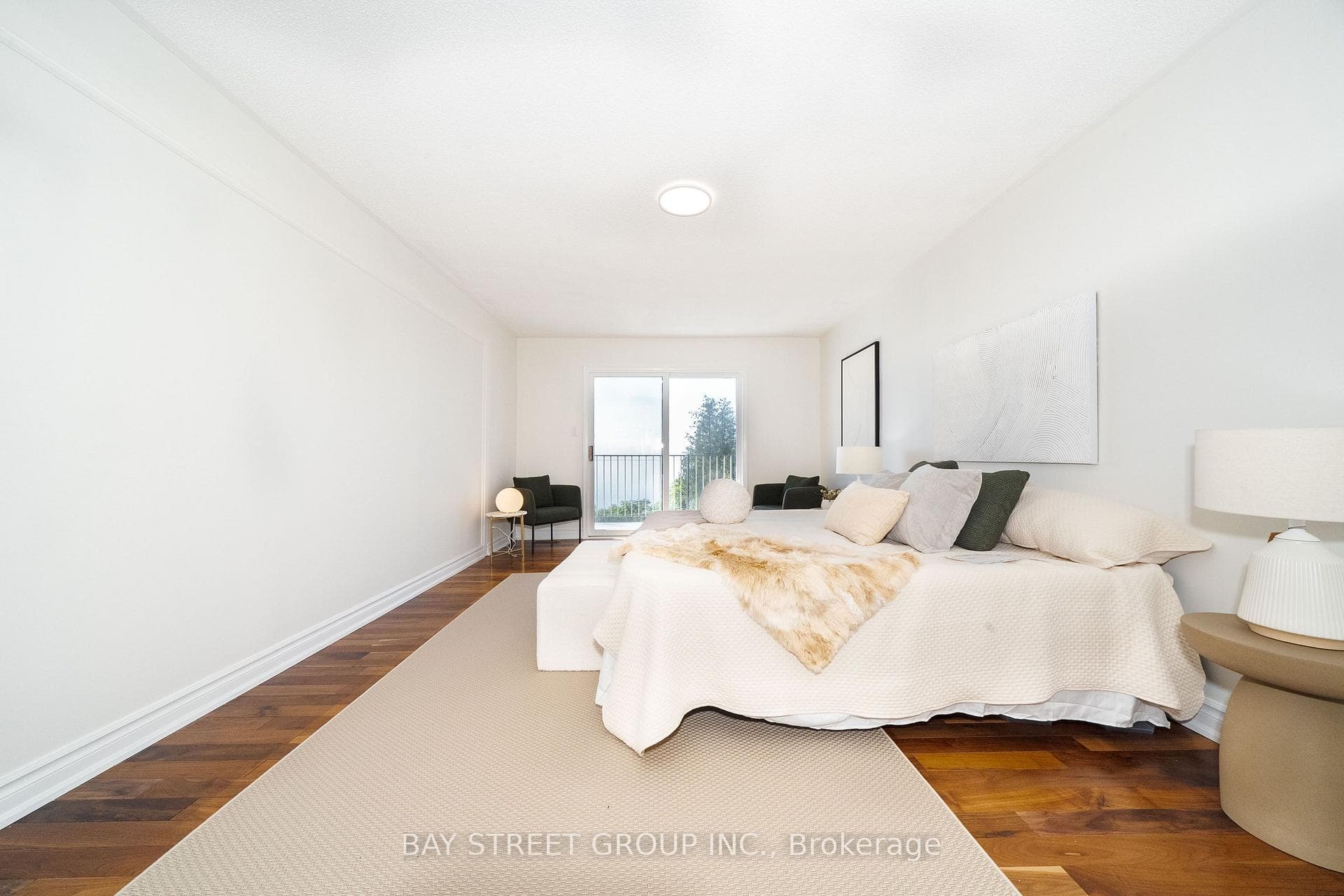 441 Guildwood Parkway photo 30