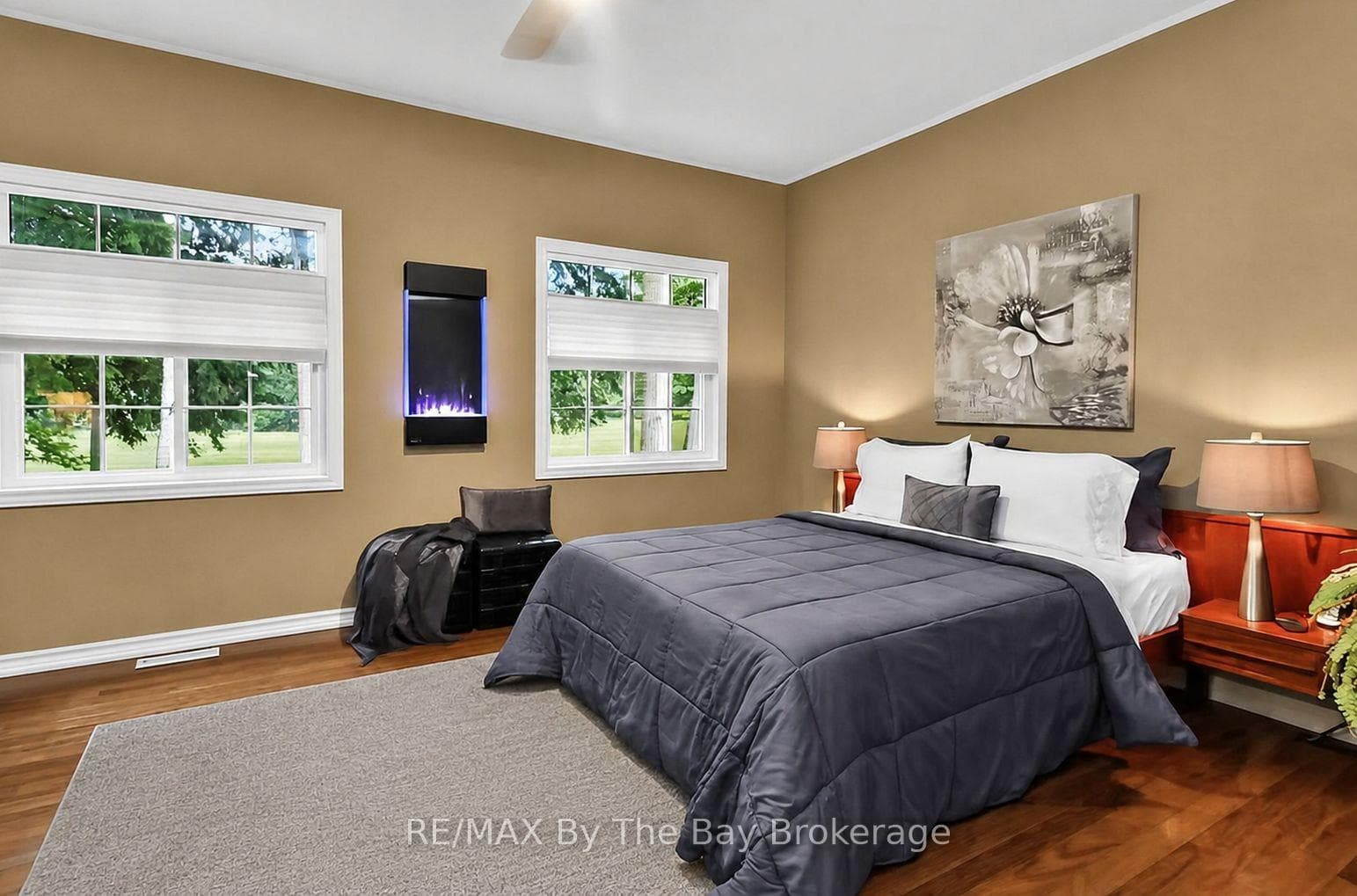 7 Downer Crescent photo 26