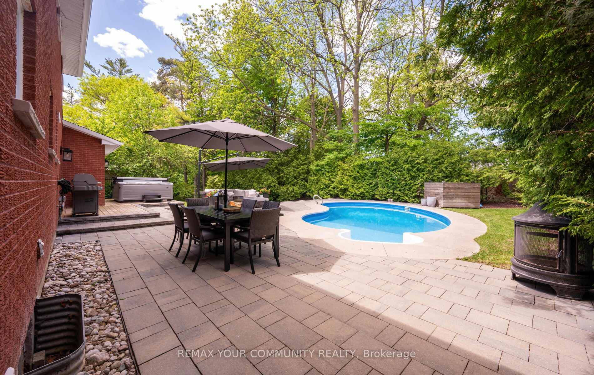 24 Hawthorne Lane photo 43