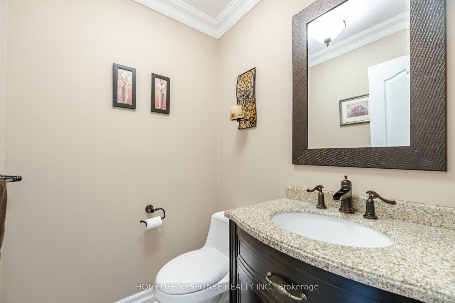 3390 BERTRAND Road photo 15