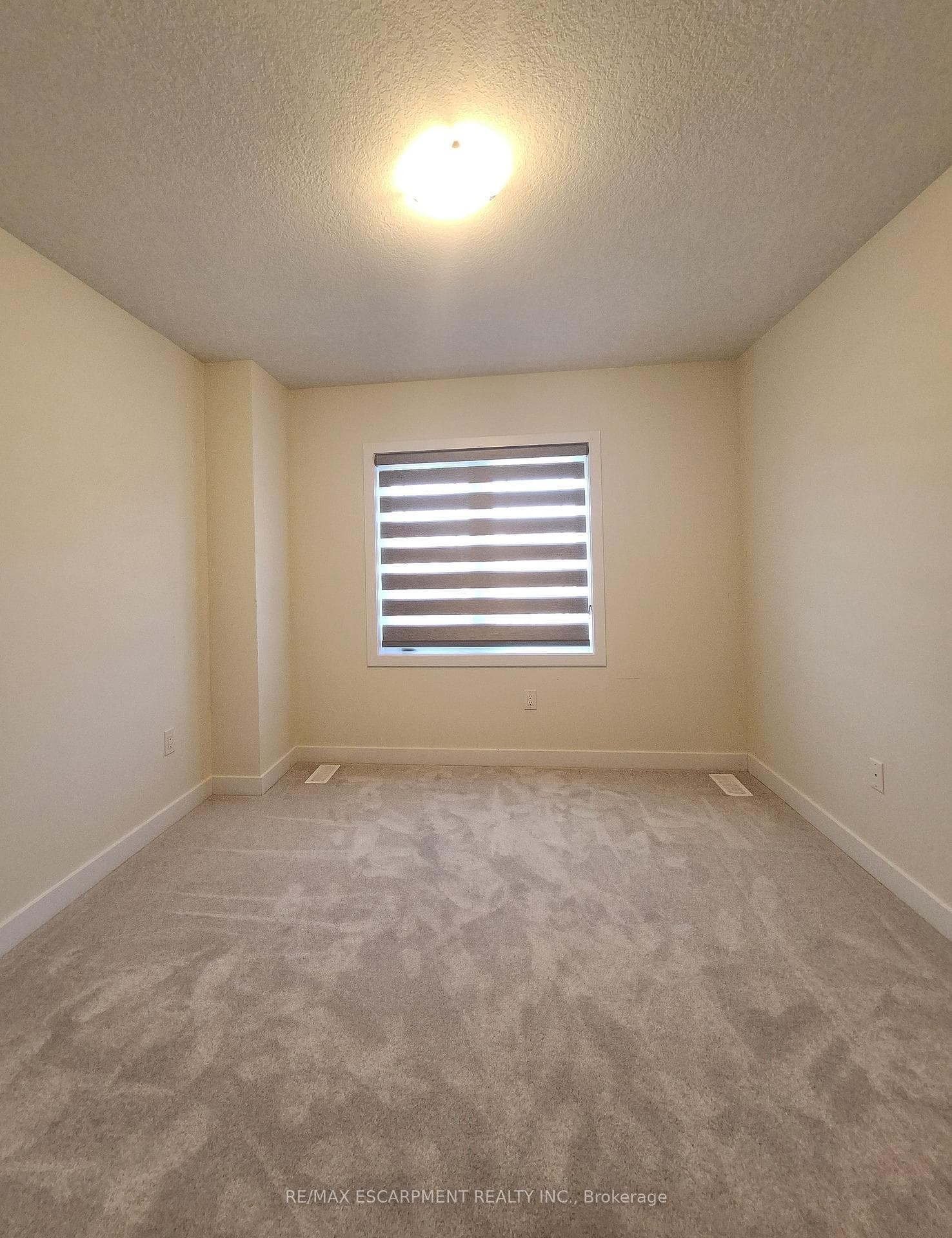 173 Wilmot Road photo 21