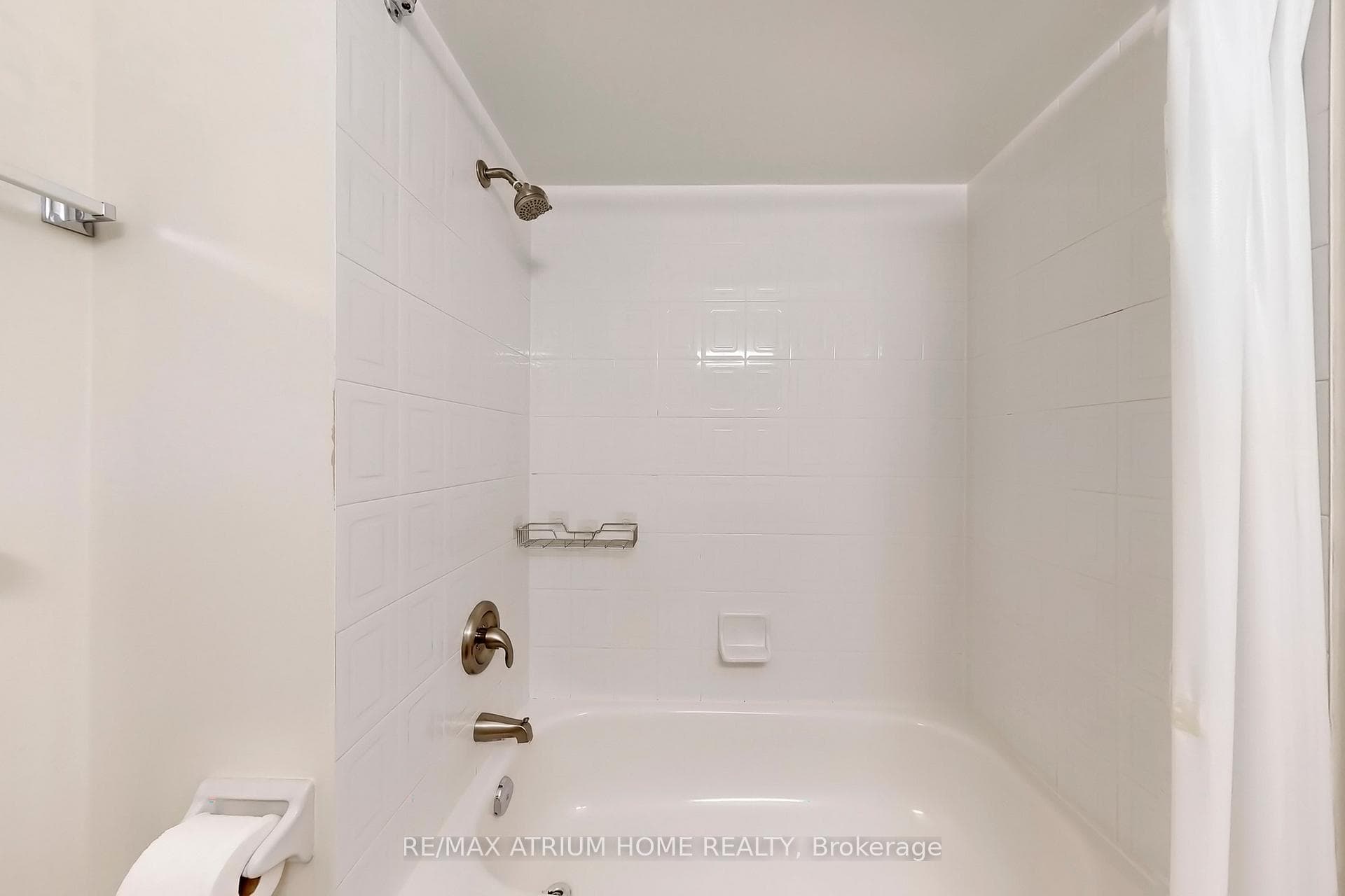 24 Castle Green Drive photo 42