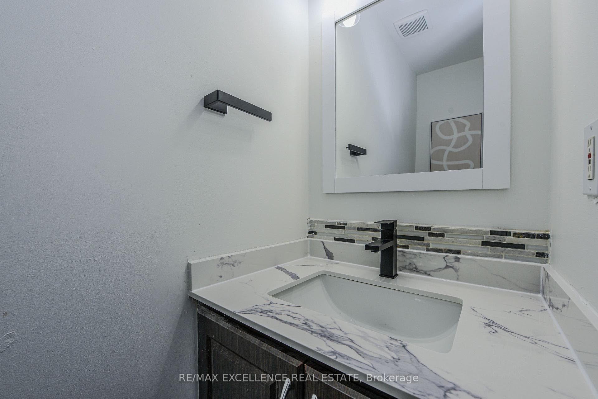 71 Oatfield Road photo 15