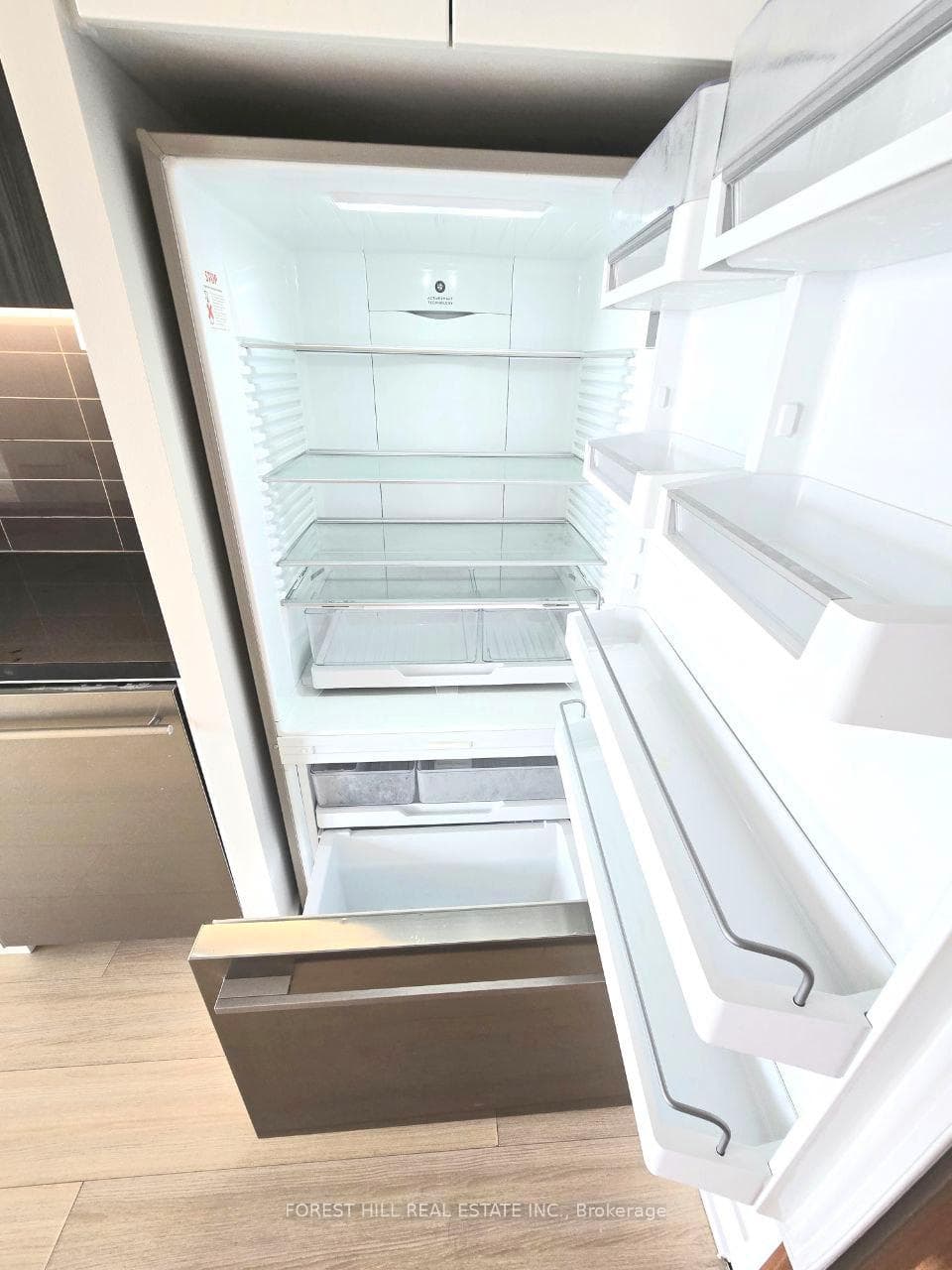 85 Queens Wharf Road Unit 1611 photo 10
