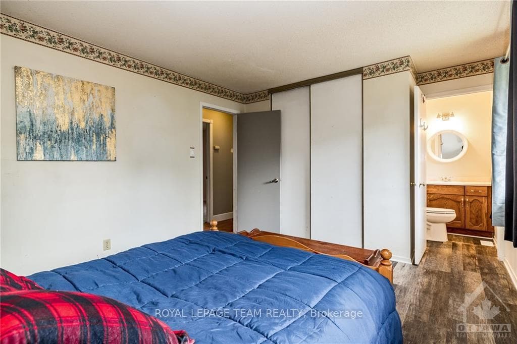 865 ROCK Road photo 20