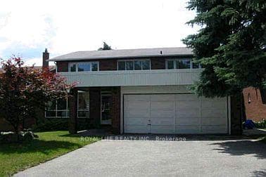 10 Saddletree Drive photo 1