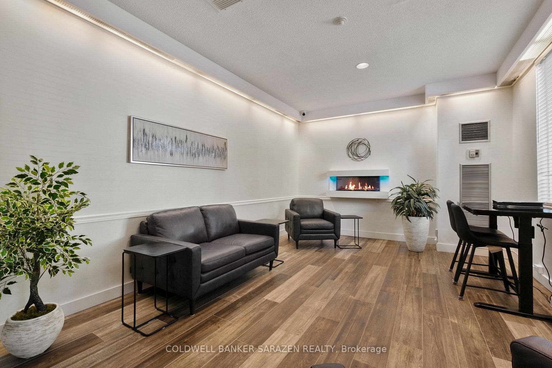 1100 Ambleside Drive Unit 1115 photo 31