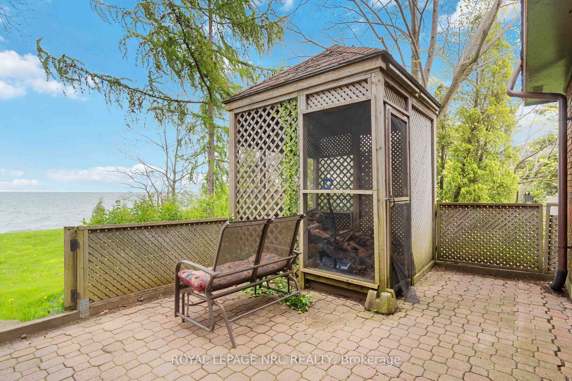 46 Lakeside Drive Unit Upper photo 6