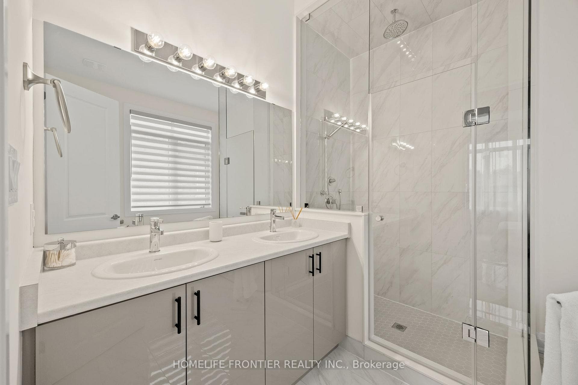 310 Rablewood Drive photo 13