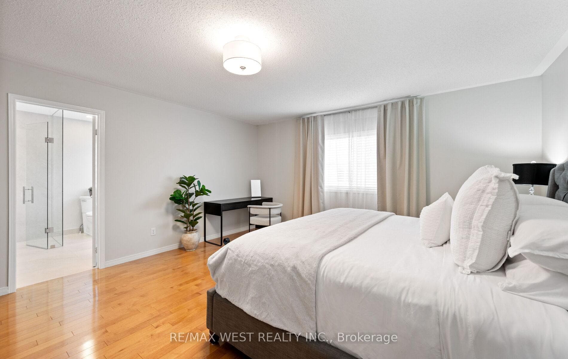 11 Beehive Drive photo 28