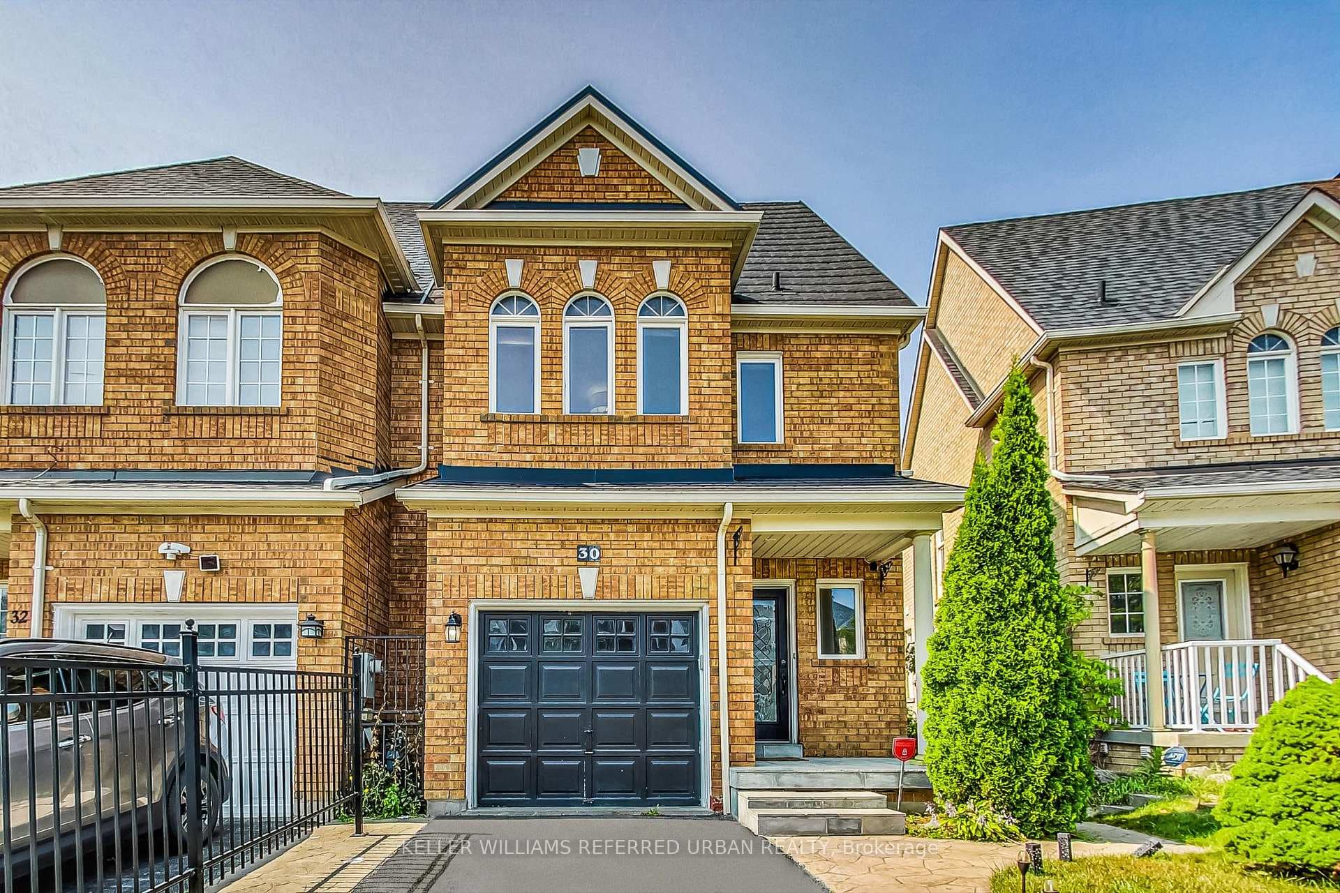 30 Dooley Crescent photo 1